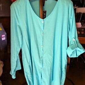 Focus Casual Life Tunic . Size XL . New With Tags